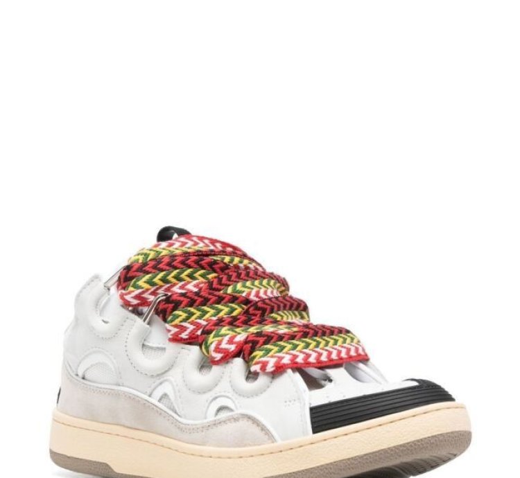 Curb Sneakers