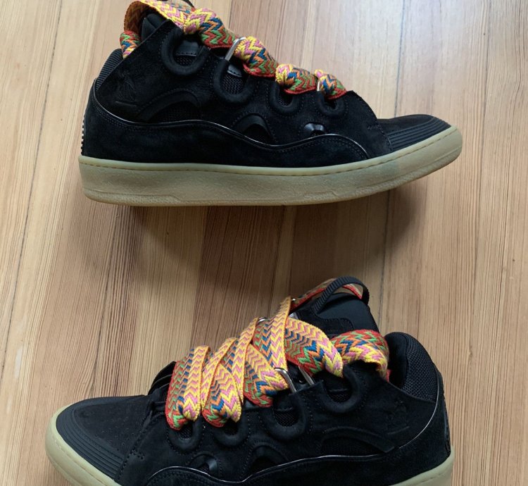 Ds Black Fat Lace Curb Sneakers