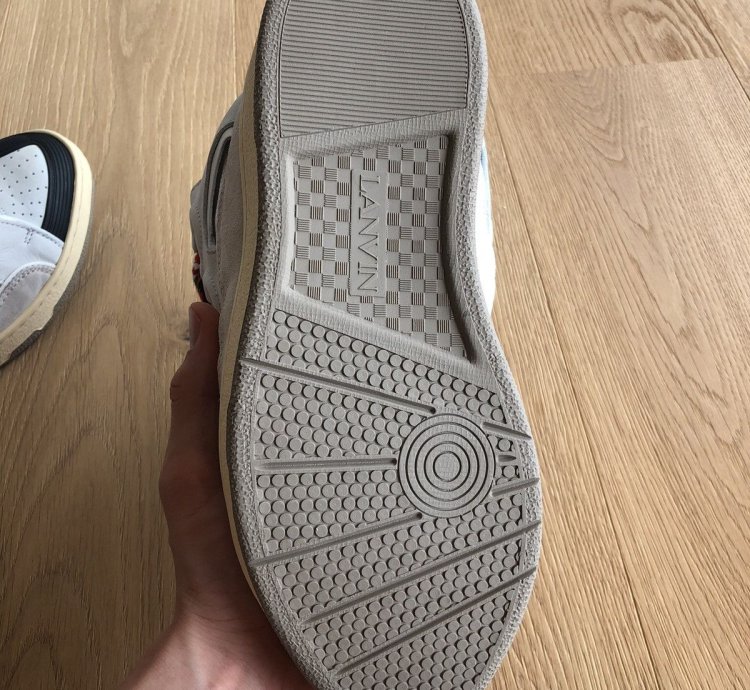 Ds Sold Out Lanvin Curb Sneakers In White