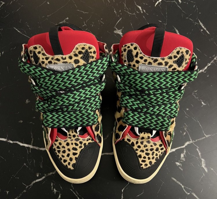Final Drop Animal Curb Sneakers Sz 11