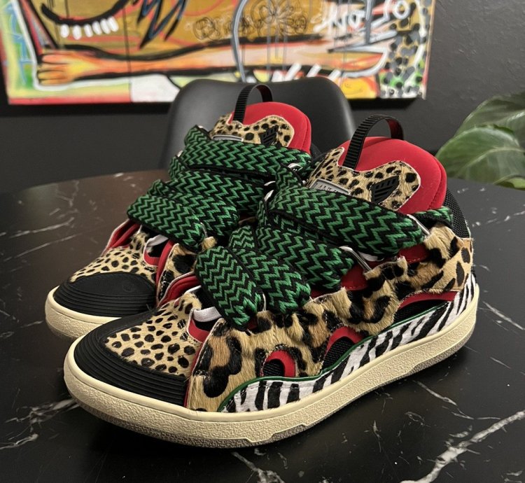 Final Drop Animal Curb Sneakers Sz 11