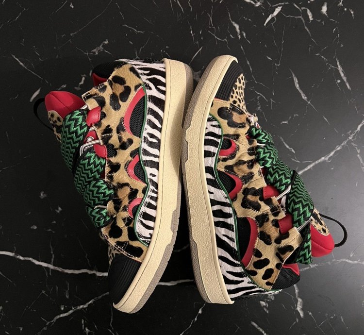 Final Drop Animal Curb Sneakers Sz 11