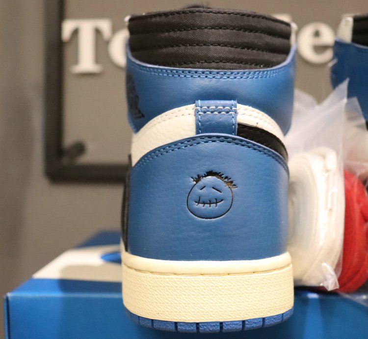 Jordan 1 Retro High Og Sp Fragment X Travis Scott Dh3227-105