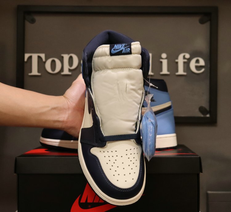 Jordan 1 Retro High Obsidian 555088-140