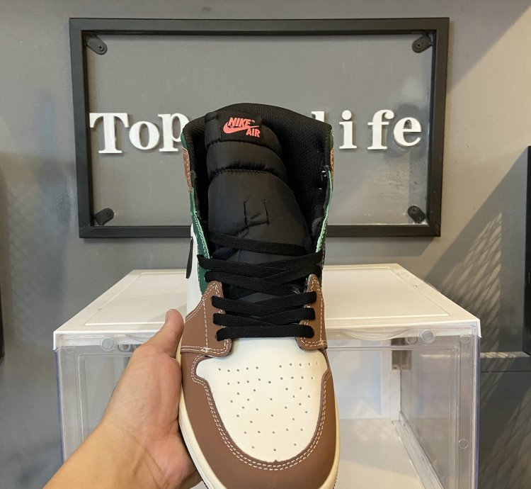 Jordan 1 Retro High Og Hand Crafted Dh3097-001