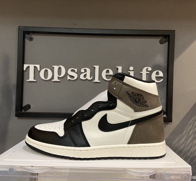 Jordan 1 Retro High Og Sp Travis Scott Cd4487-100
