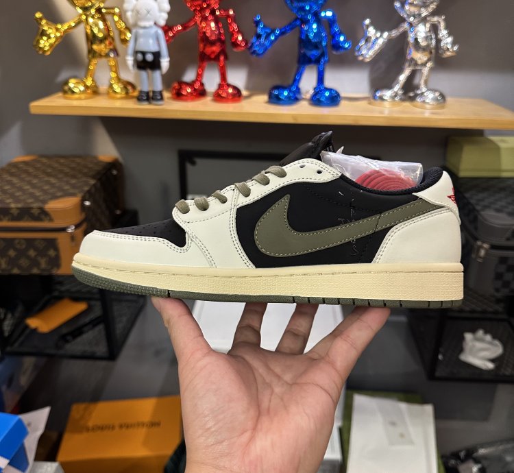 Jordan 1 Retro Low Og Sp Travis Scott Olive Dz4137-106