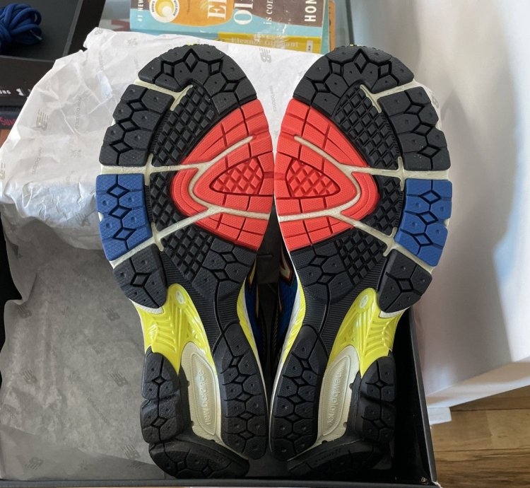 Aim Leon Dore 860v2 Blue Yellow