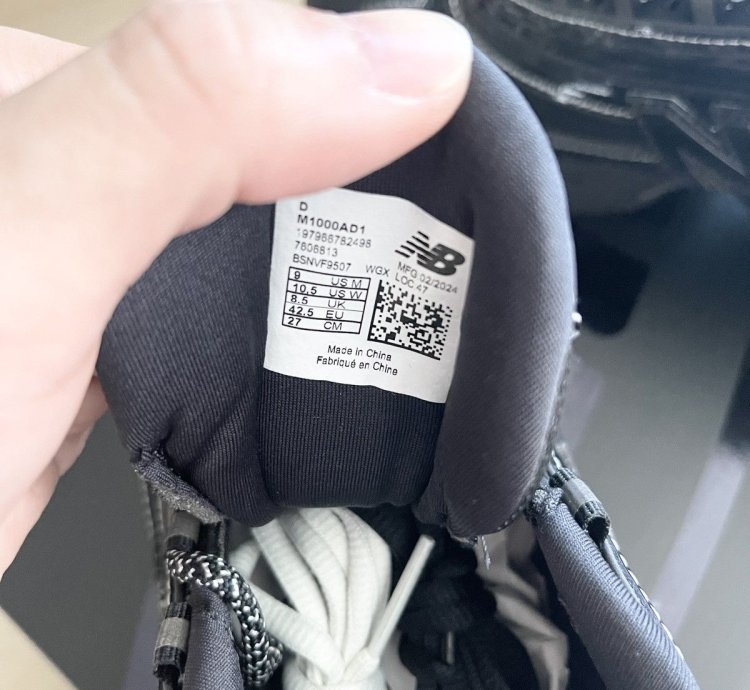 Aime Le Dore New Balance 1000 Black brand New