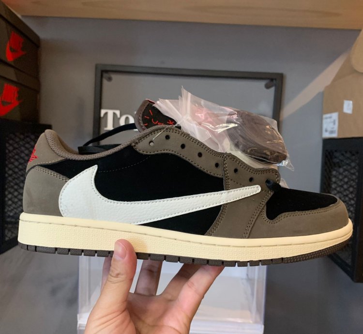 Jordan 1 Retro Low Og Sp Travis Scott Mocha Cq4277-001