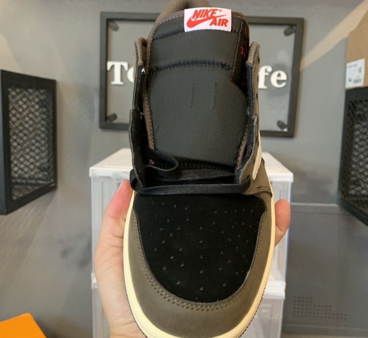 Jordan 1 Retro Low Og Sp Travis Scott Mocha Cq4277-001