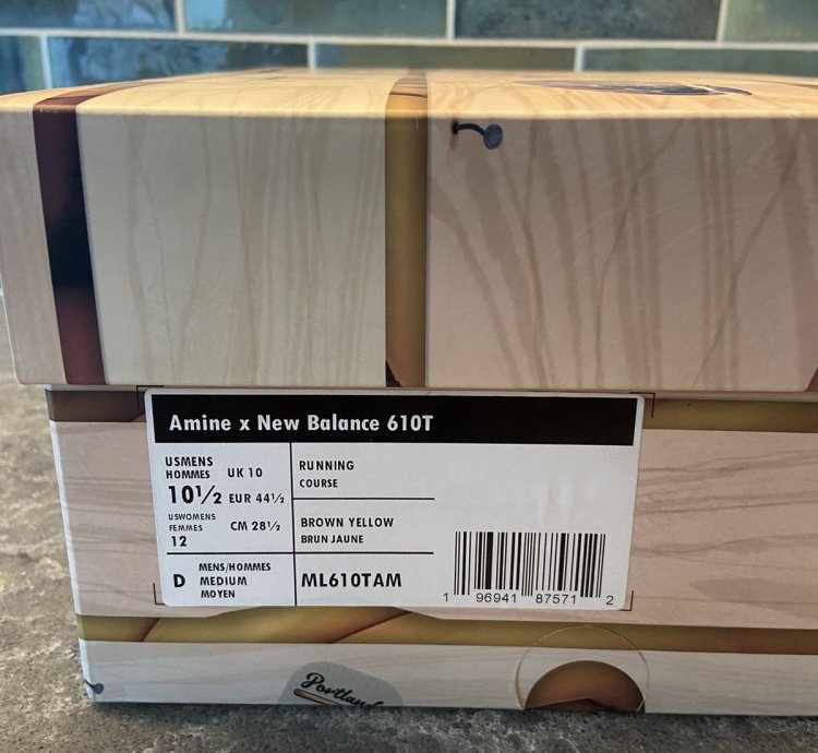 Amine New Balance 610t The Mooz