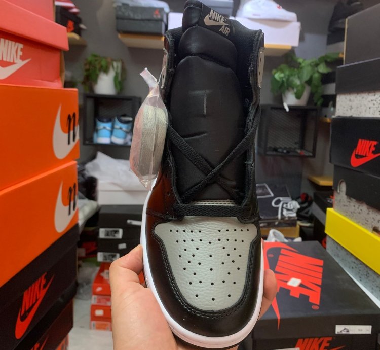 Jordan 1 Retro High Shadow 20 555088-035