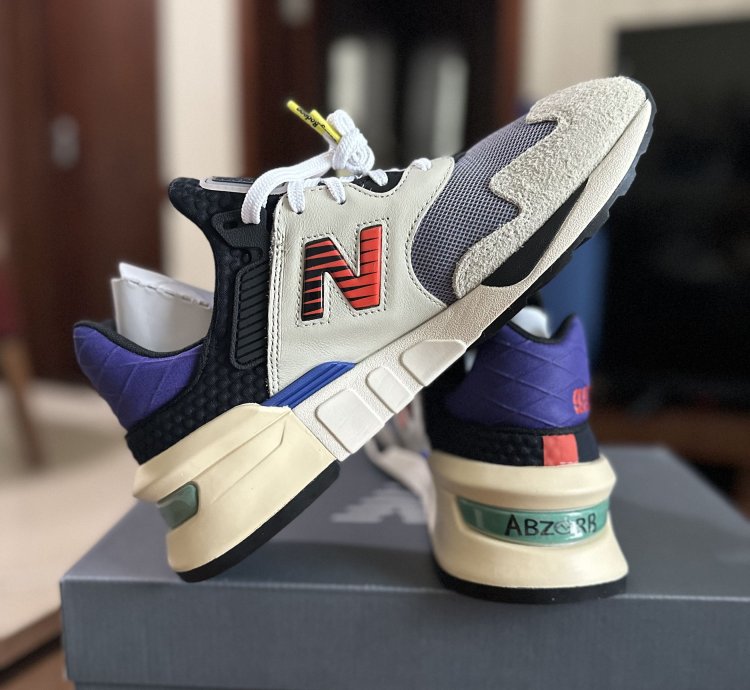 Bodega New Balance 997s No Days Off