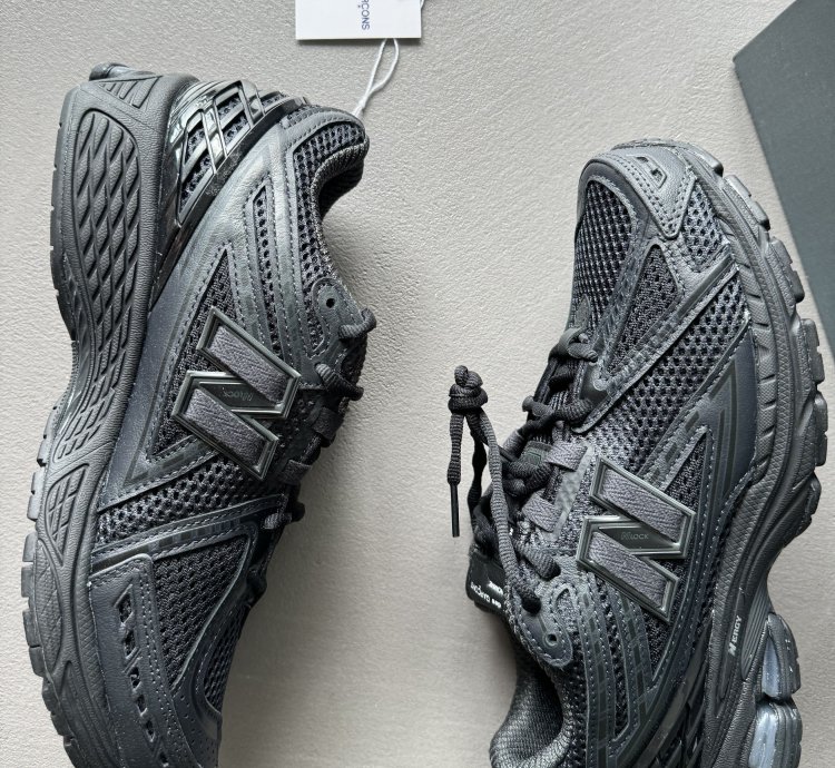 Comme Des Gar Ons Homme New Balance 1906r Black