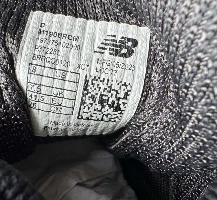 Comme Des Gar Ons Homme New Balance 1906r Black