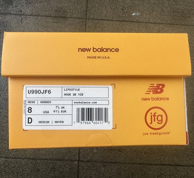 Joe Fresh New Balance 990 V6