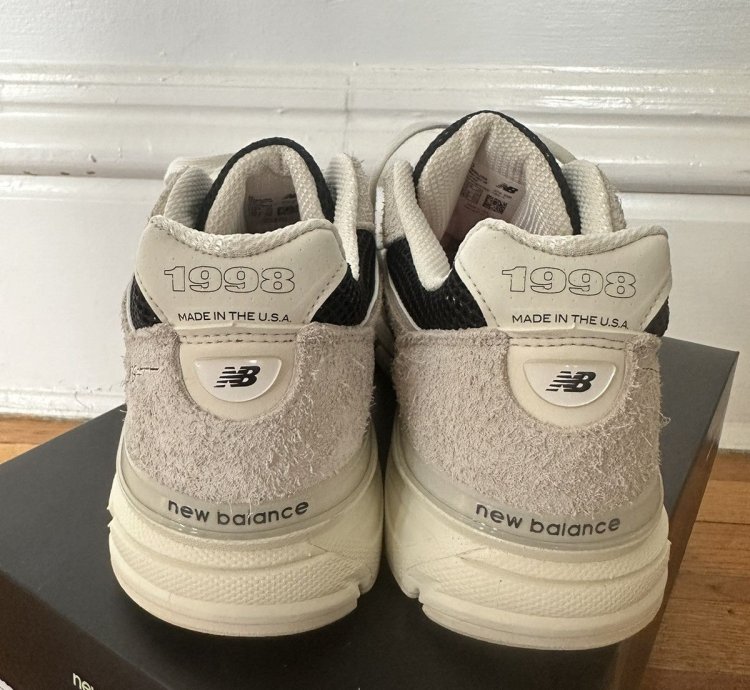 Joe Freshgoods New Balance - 1998 Intro 990v4