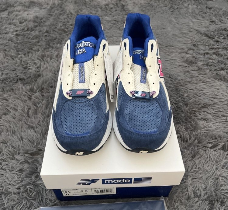 Kith New Balance 990v3 Daytona