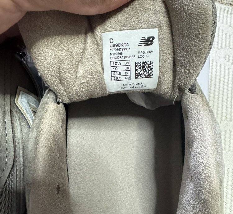 Kith New Balance 990v4 Miusa Moonrock