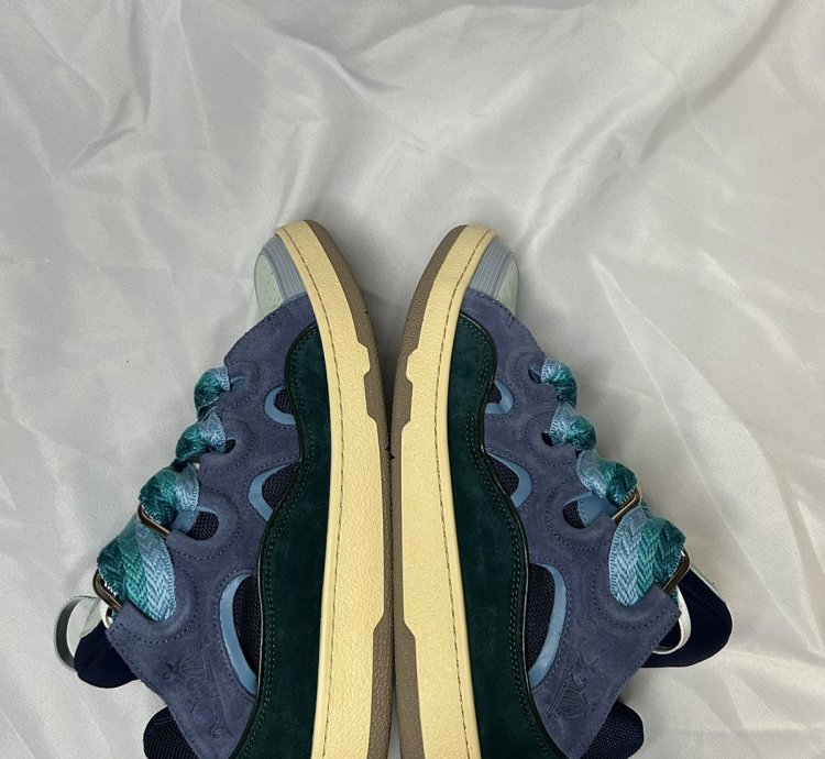 Lanvin Curb Sneakers In Blue