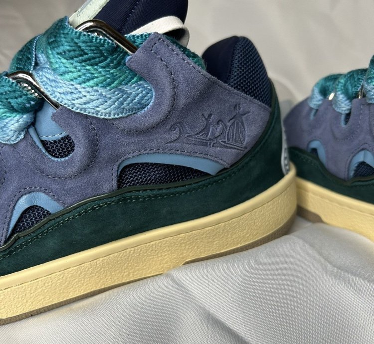 Lanvin Curb Sneakers In Blue