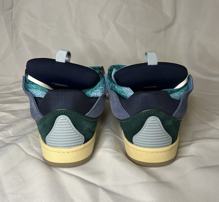 Lanvin Curb Sneakers In Blue