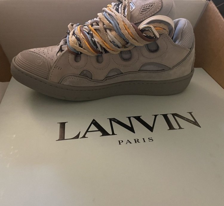 Lanvin Curb Suede Leather