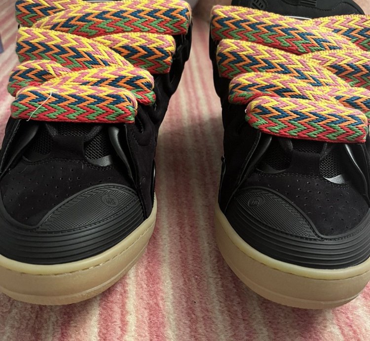 Lanvin Curbs In Black Sz44