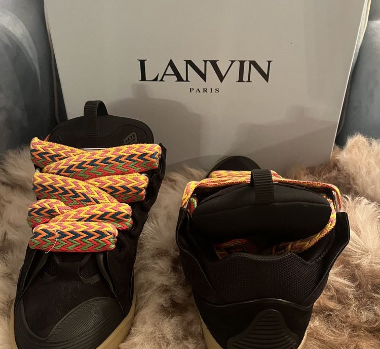Lanvin Curbs In Black Sz44