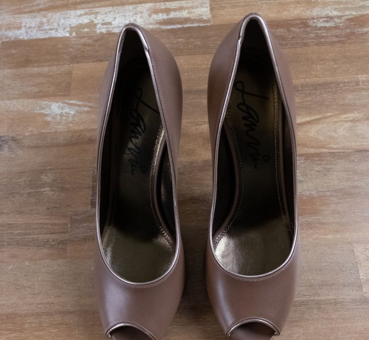 Lanvin Paris Brown Gold Peep Toe Leather Stiletto Pumps 38