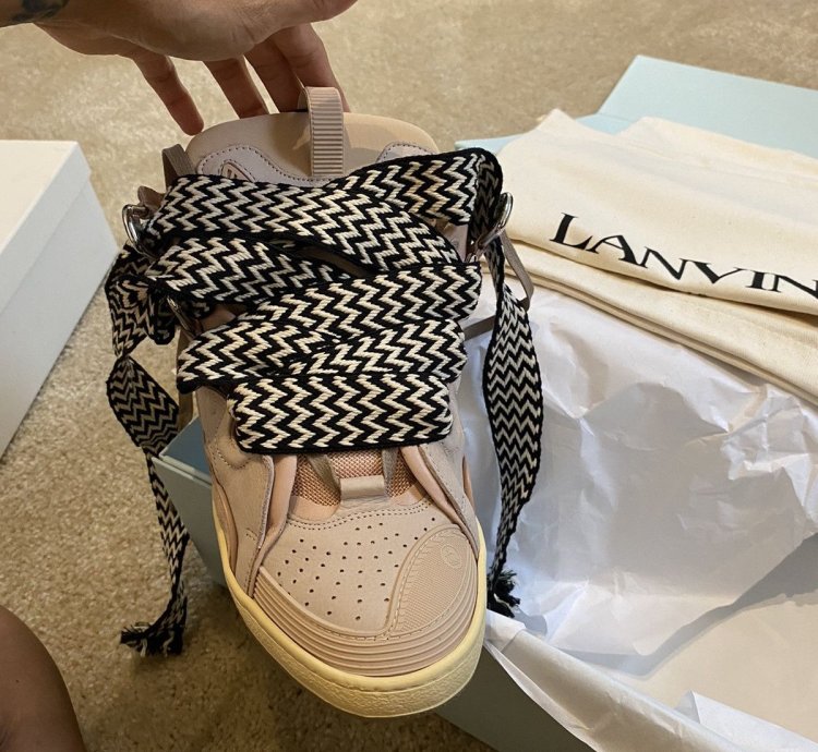 Lanvin Rose Pale Skate Sneakers