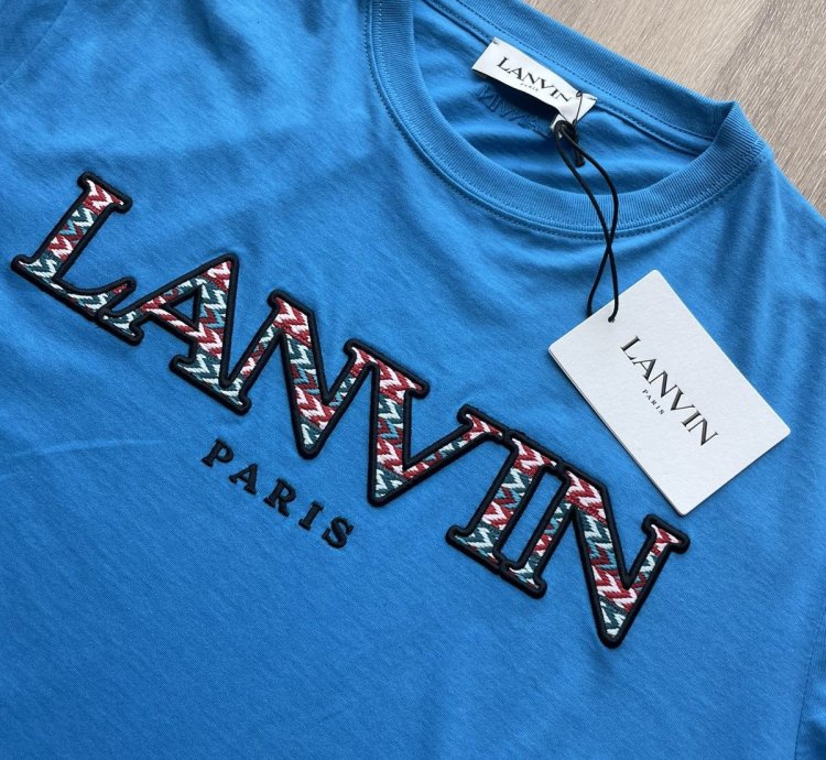 Logo Shoestring Tee