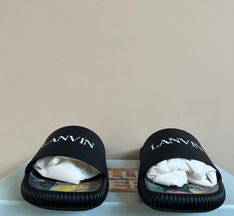 Logo Slides In Black