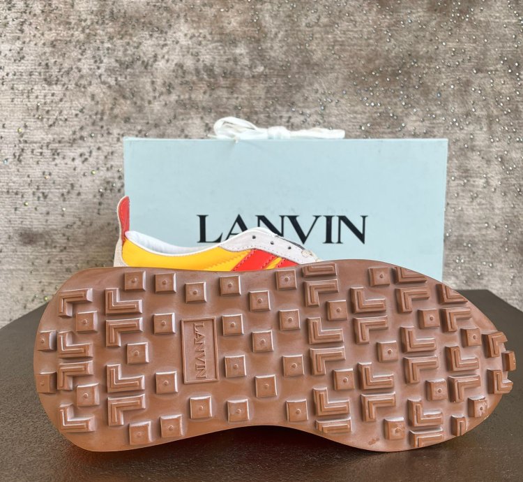 Mesh Leather Runner Trainer In Yellow Orange