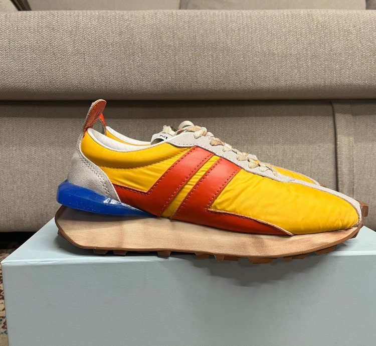 Mesh Runner Trainer Sneakers In Yellow Red