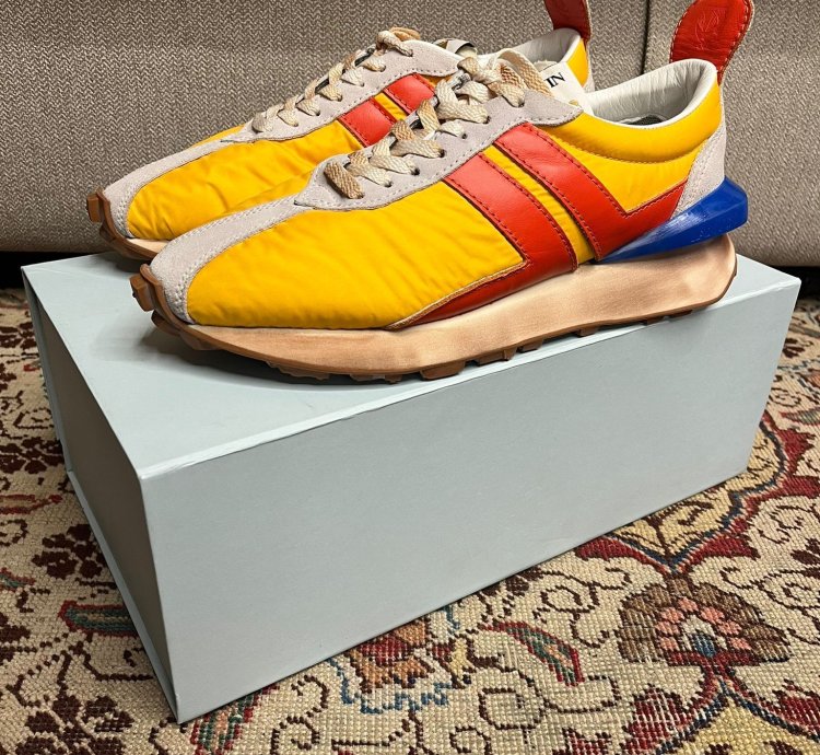 Mesh Runner Trainer Sneakers In Yellow Red