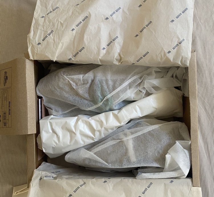 Miu Miu New Balance Sneakers