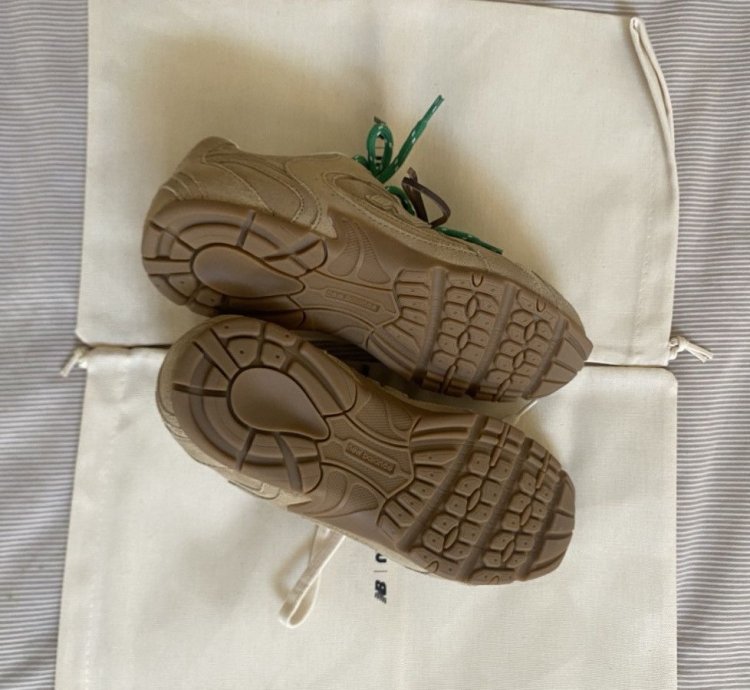 Miu Miu New Balance Sneakers