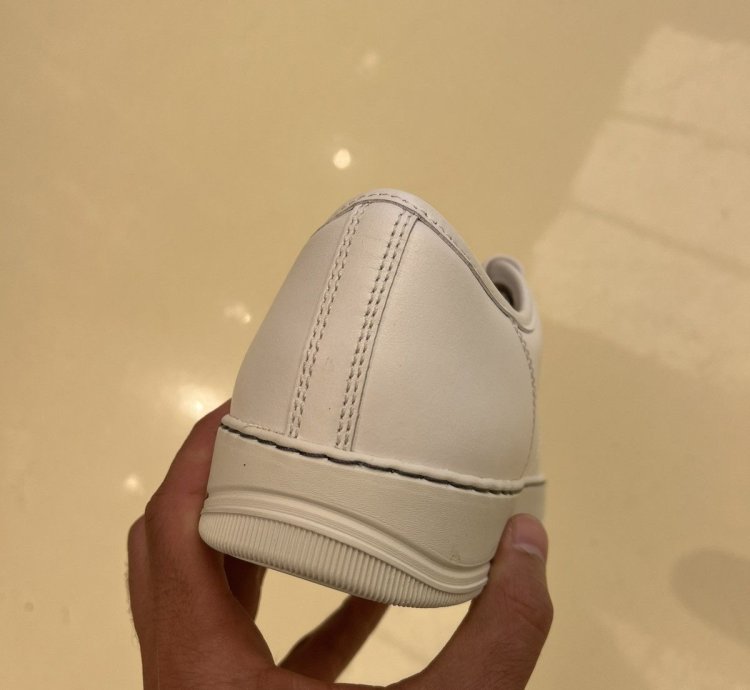 Mouth Tongue Sneakers In White