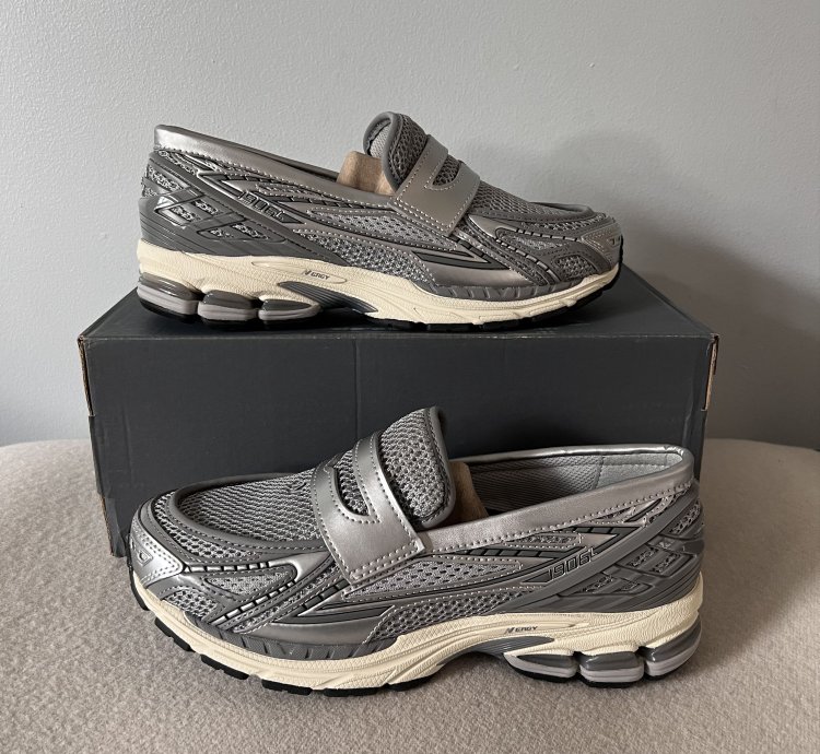 New Balance 1906 Loafer In Grey