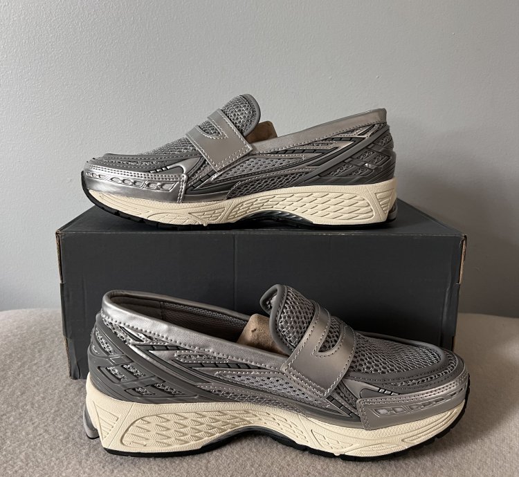 New Balance 1906 Loafer In Grey