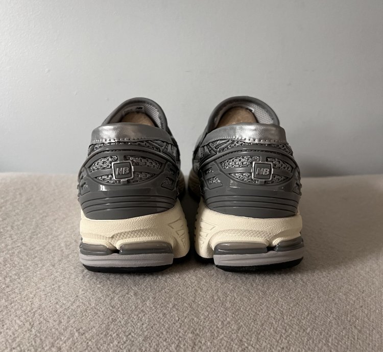 New Balance 1906 Loafer In Grey