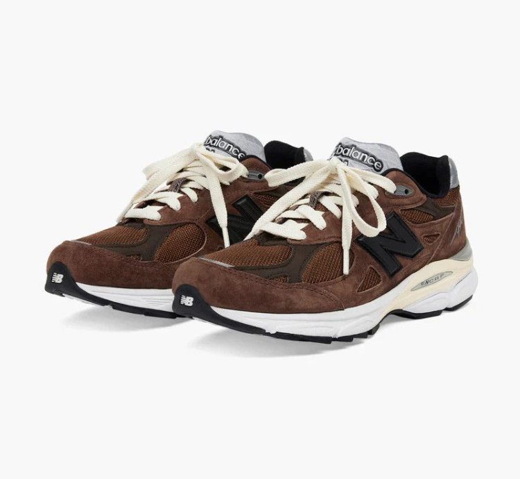 New Balance 990v3 Jjjjound Montr Al