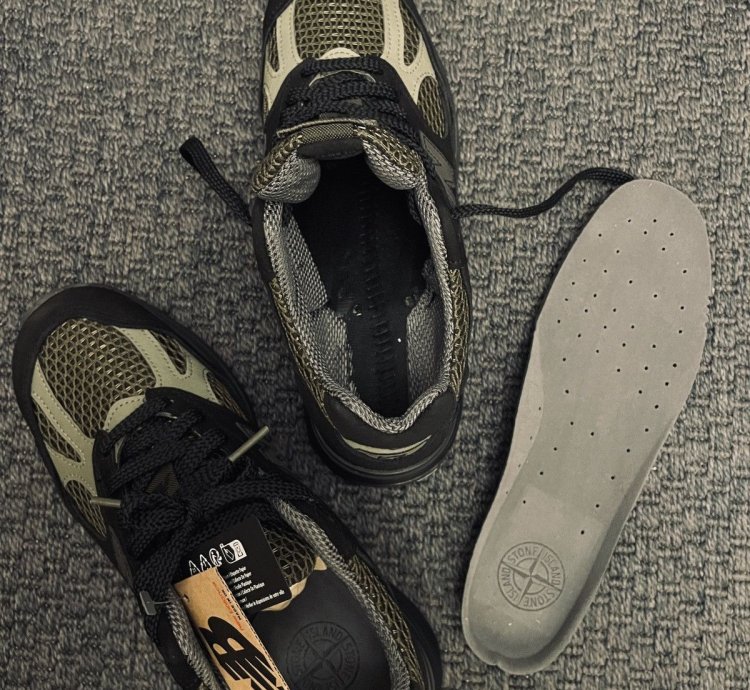 New Balance 991v2 Stone Island