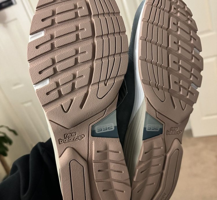 New Balance 992 Kith