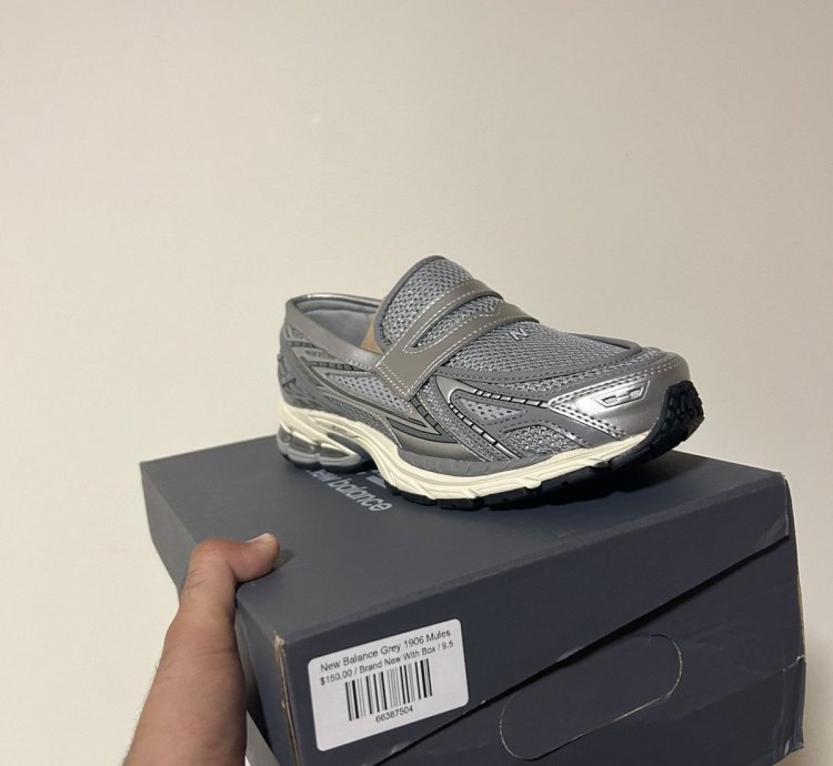 New Balance Metallic 1906 Loafers