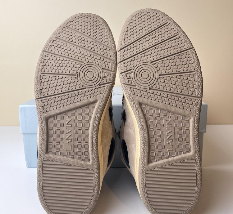 New Lanvin Curb Sneakers Ecru Black