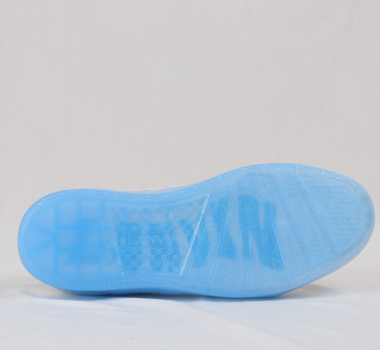 O1rshd11223 Clay Low Top Sneakers In White Blue