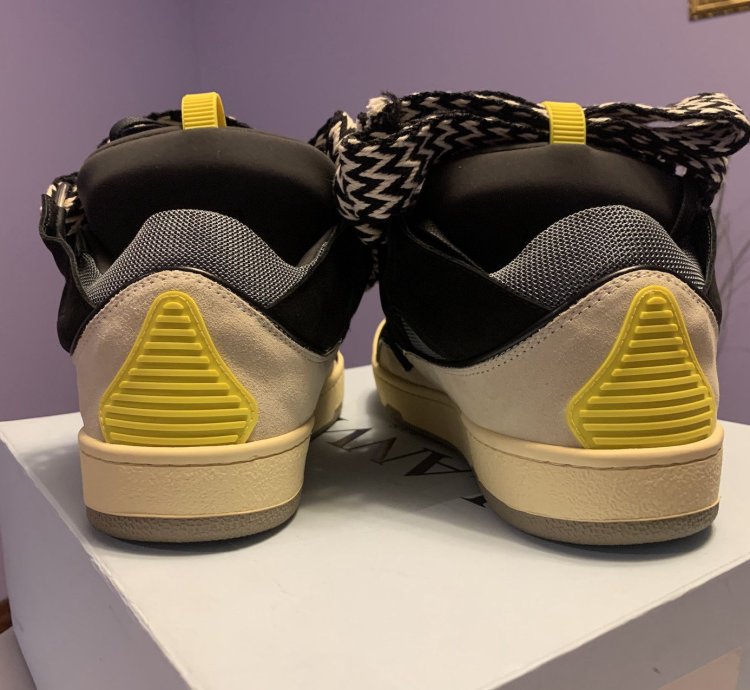 Ss 21 Curb Sneakers